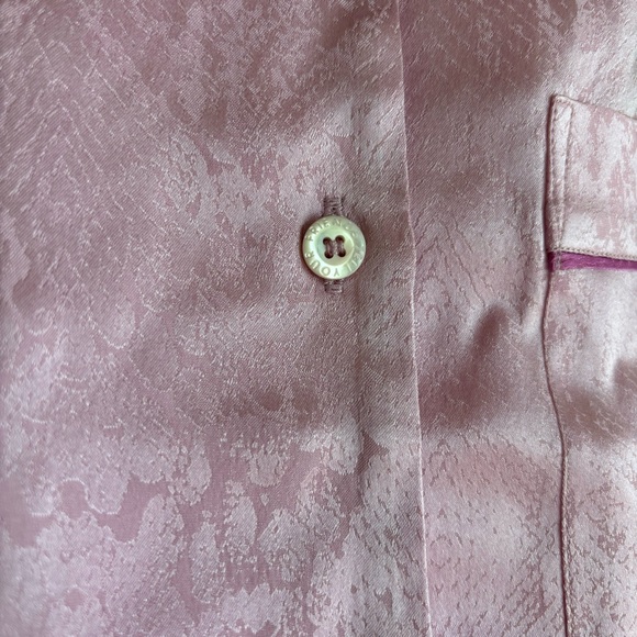 Revolver TELL YOUR FRIENDS Bowling Shirtlavender, Size XS - Picture 11 of 16